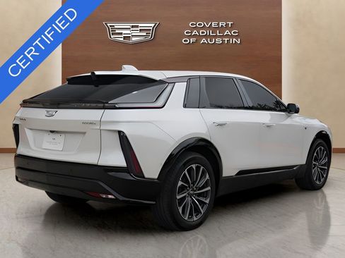 Certified 2024 Cadillac Lyriq Sport AWD/4WD image 4
