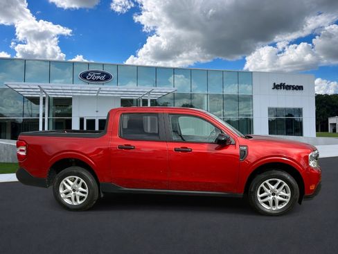 Used 2024 Ford Maverick XLT w/ XLT Luxury Package FWD image 2