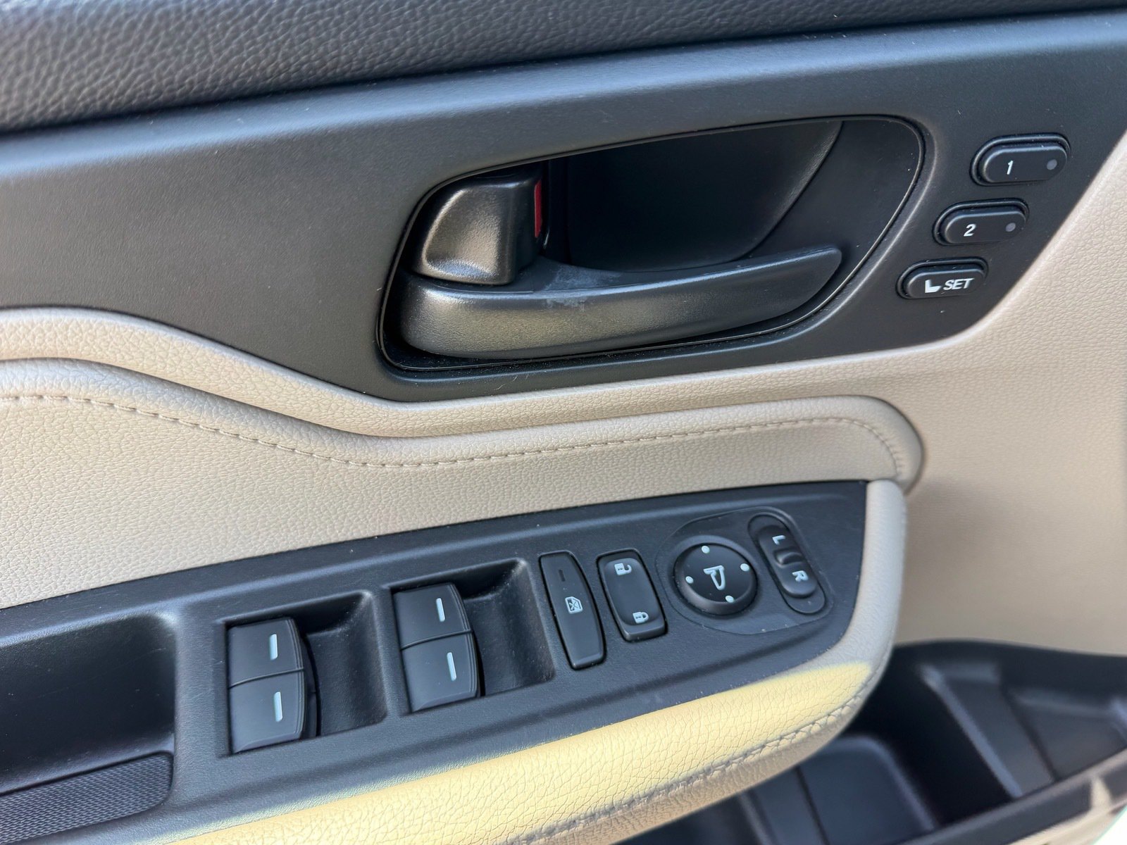 Used 2021 Honda Odyssey EX-L image 24