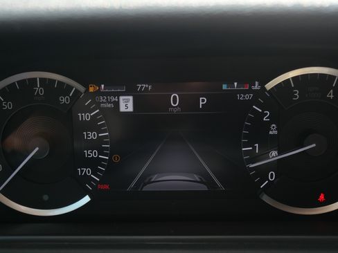 Used 2023 Land Rover Range Rover Velar R-Dynamic S image 18