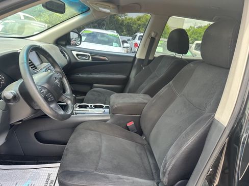 Used 2015 Nissan Pathfinder SV FWD image 10