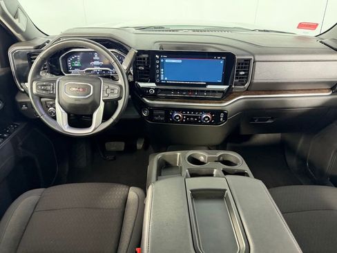Used 2024 GMC Sierra 1500 SLE w/ X31 Off-Road Package image 13