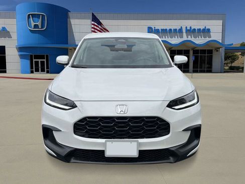 New 2026 Honda HR-V LX image 8