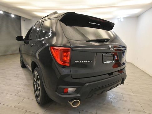 Used 2023 Honda Passport Elite image 3