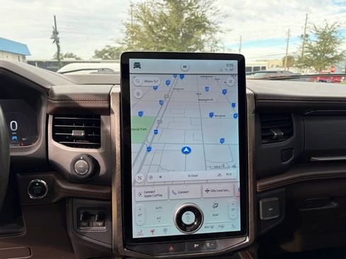 Used 2022 Ford Expedition Max King Ranch image 10