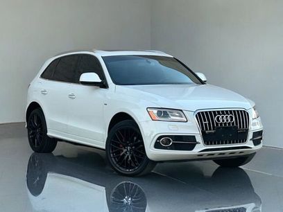 Used 2017 Audi Q5 2.0T Premium Plus w/ Technology Package