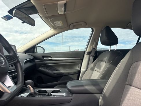 Certified 2022 Nissan Altima 2.5 SV image 24