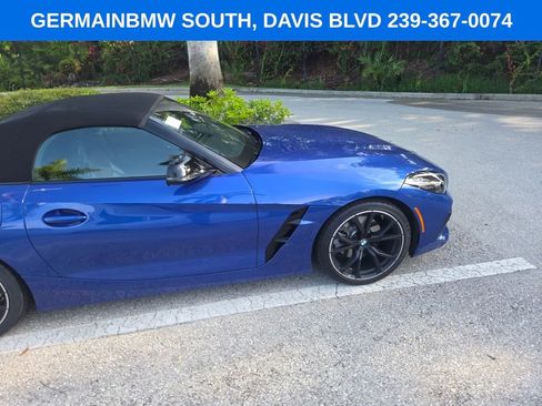 Certified 2024 BMW Z4 sDrive30i w/ Premium Package RWD image 13