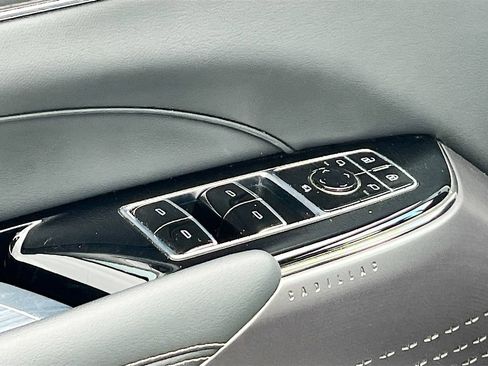 Used 2025 Cadillac Lyriq Sport RWD image 18