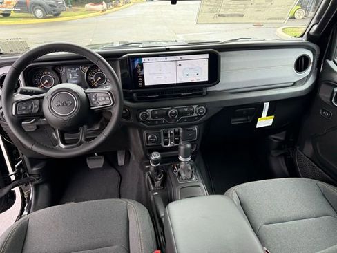New 2025 Jeep Gladiator Sport image 14