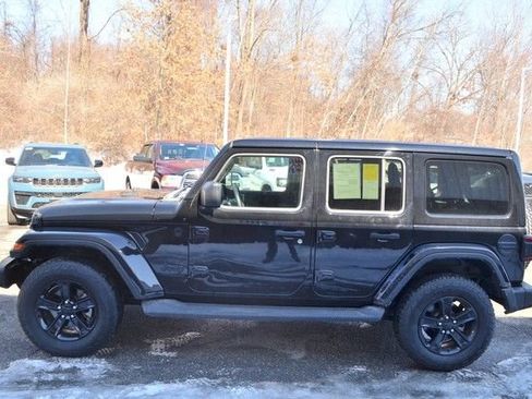 Used 2021 Jeep Wrangler Unlimited Sahara image 5
