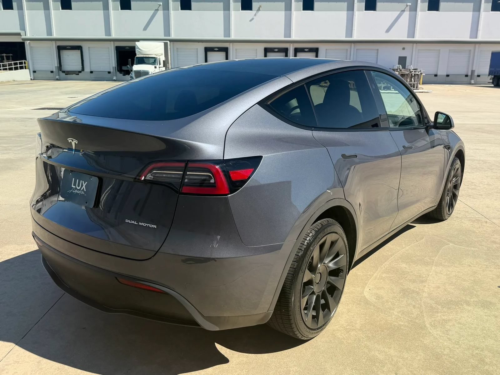 Used 2023 Tesla Model Y Long Range AWD/4WD image 7
