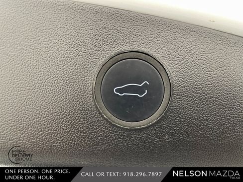 Used 2023 Tesla Model 3 Standard Range image 36