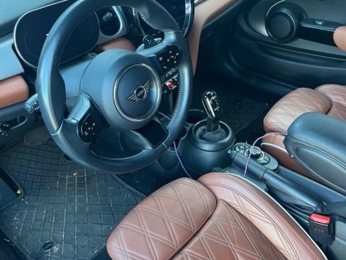 Used 2023 MINI Cooper S w/ Signature Upholstery Package FWD image 7