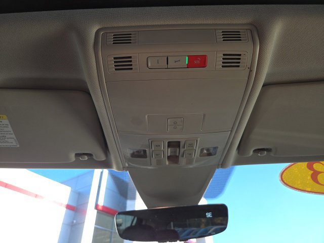 Used 2023 Volkswagen Tiguan SE w/ Panoramic Sunroof Package AWD/4WD image 22