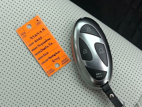 Used 2025 Hyundai Santa Fe Calligraphy image 28