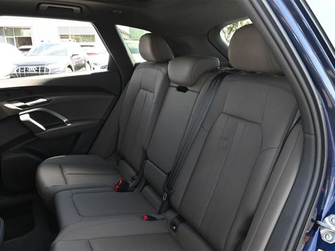Certified 2025 Audi Q5 Premium w/ Convenience Package image 17