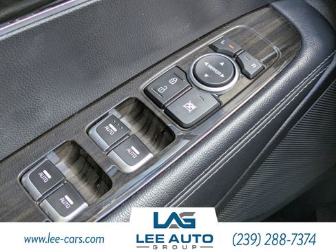 Used 2019 Kia Sorento S FWD image 16
