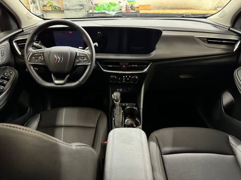 Used 2024 Buick Encore GX Sport Touring FWD image 17
