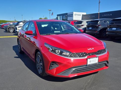 Used 2023 Kia Forte LXS FWD image 1