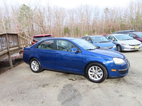 Used 2009 Volkswagen Jetta S image 5