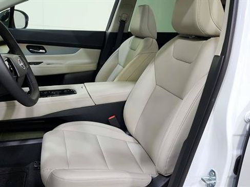 Certified 2025 Nissan Murano SL AWD/4WD image 11