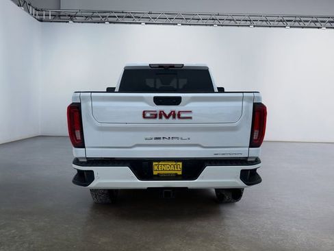 Used 2022 GMC Sierra 2500 Denali w/ Denali Ultimate Package AWD/4WD image 4