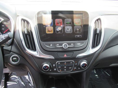 Certified 2018 Chevrolet Equinox Premier FWD image 25