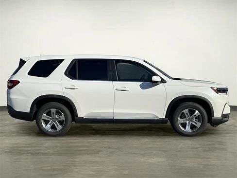 New 2025 Honda Pilot EX-L image 12