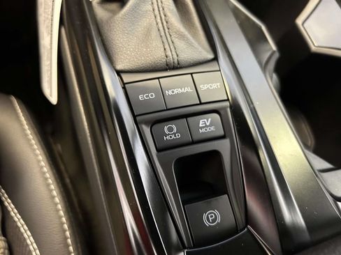 Used 2026 Toyota Camry SE FWD image 22