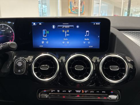 Used 2026 Mercedes-Benz GLA 250 4MATIC image 22