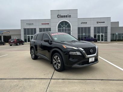 Used 2022 Nissan Rogue SV