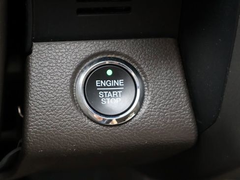 Certified 2021 Ford Expedition XLT RWD image 10