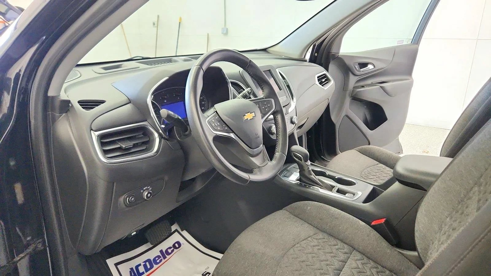 Used 2022 Chevrolet Equinox LT AWD/4WD image 14