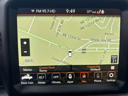 Used 2022 Jeep Gladiator Overland image 24