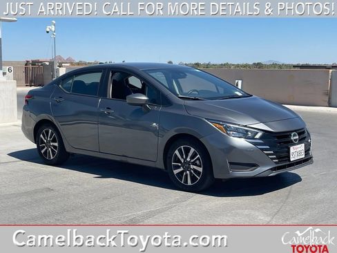 Used 2025 Nissan Versa SV FWD image 1