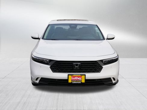 Used 2023 Honda Accord EX-L image 2