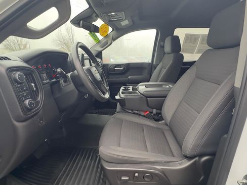 Used 2022 Chevrolet Silverado 1500 Custom image 14