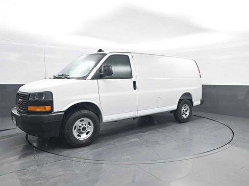 New 2025 GMC Savana 2500 w/ Driver Convenience Package image 4