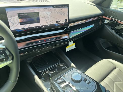 New 2026 BMW i5 eDrive40 RWD image 12