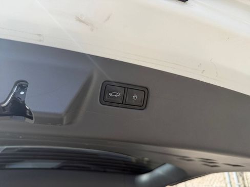 Used 2026 Hyundai Santa Fe SEL FWD image 23