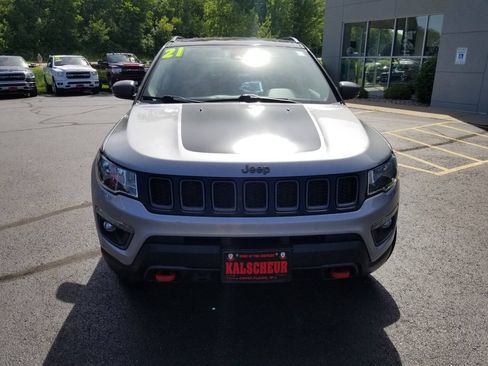 Certified 2021 Jeep Compass Trailhawk AWD/4WD image 2