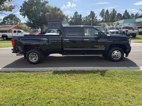 Used 2015 GMC Sierra 3500 Denali w/ Duramax Plus Package AWD/4WD image 6