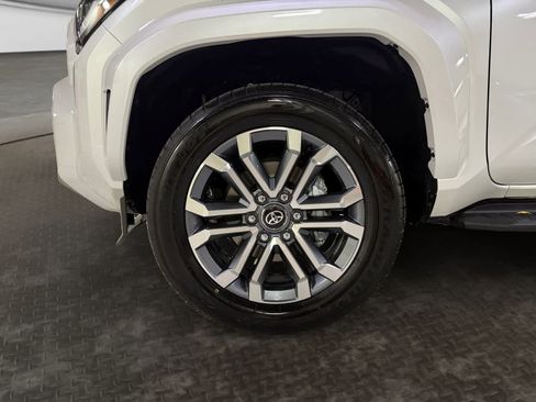 New 2026 Toyota 4Runner Limited AWD/4WD image 18
