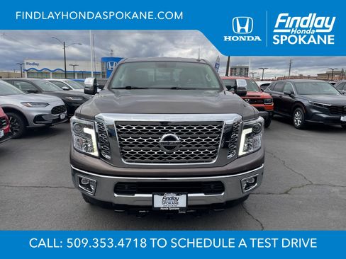 Used 2018 Nissan Titan SL w/ Chrome Package AWD/4WD image 2