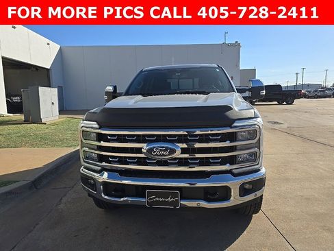 Used 2025 Ford F250 Lariat w/ Lariat Ultimate Package image 2