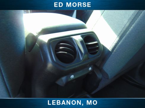 Used 2025 Jeep Gladiator Sport image 13