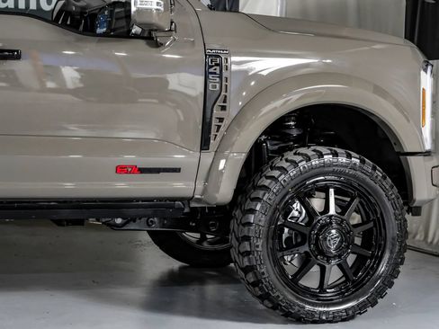 Used 2026 Ford F450 Platinum AWD/4WD image 7