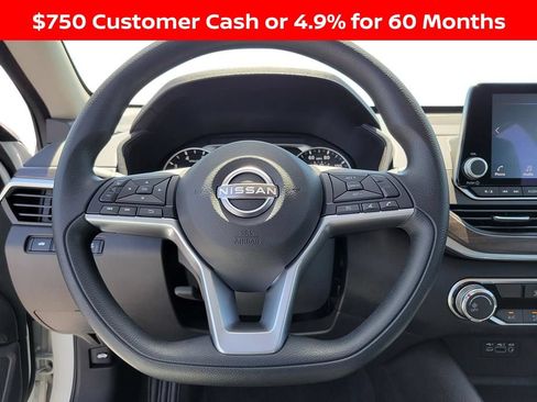 New 2026 Nissan Altima 2.5 SV FWD image 15