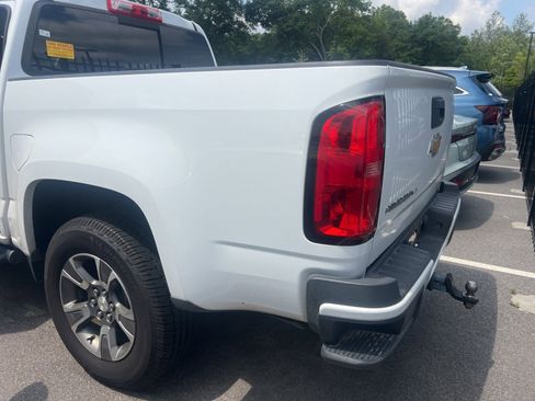 Used 2017 Chevrolet Colorado Z71 RWD image 8
